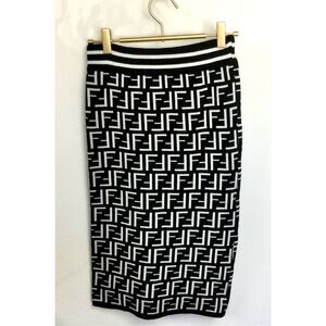 Black and White Ribbed Pencil Midi Skirt